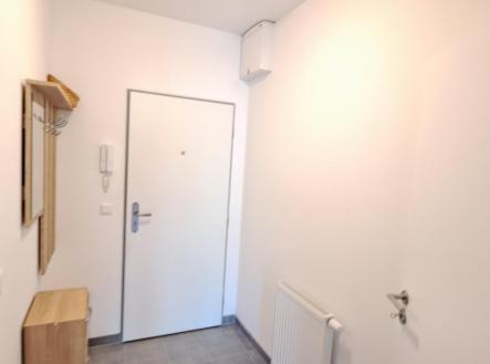 Pronájem bytu, 1+kk, 33 m²