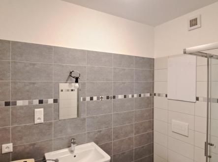 Pronájem bytu, 1+kk, 33 m²