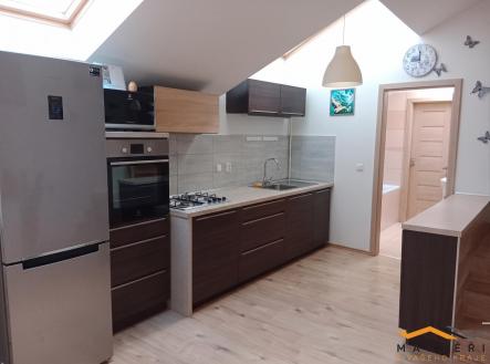 Pronájem bytu, 2+kk, 83 m² obrázek