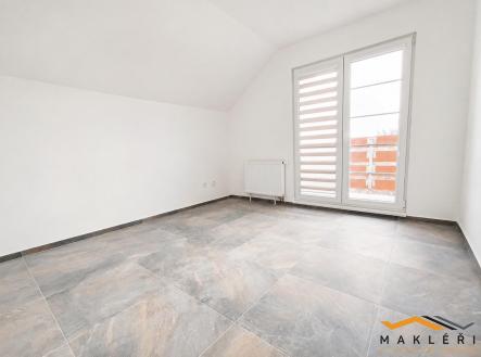 Pronájem bytu, 3+kk, 79 m²