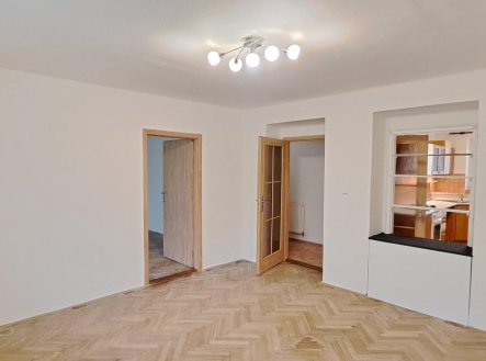 Pronájem bytu, 2+1, 63 m²