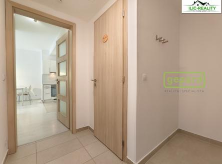Pronájem bytu, 1+1, 40 m²