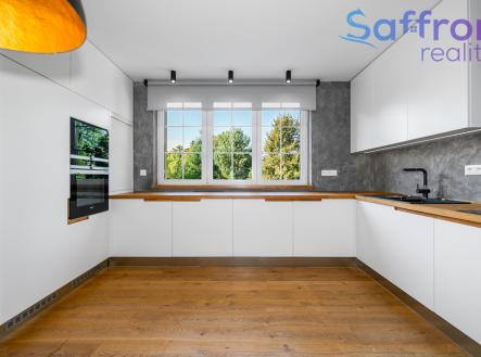 Prodej bytu, 6+1, 209 m²