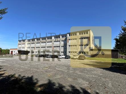 Prodej - komerční objekt, sklad, 6 500 m²