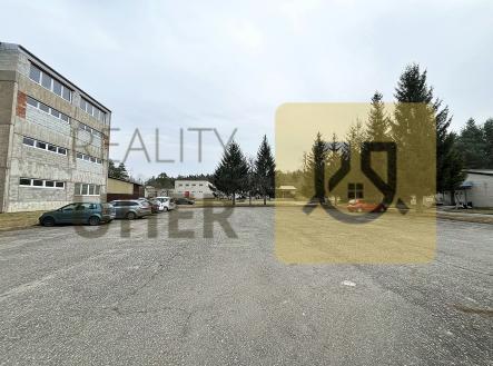 Prodej komerčního objektu, sklad, 7 300 m²