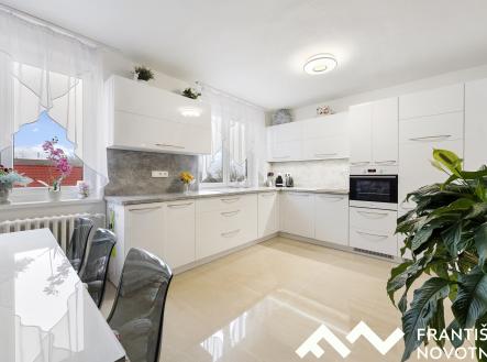 Prodej domu/vily, 248 m²