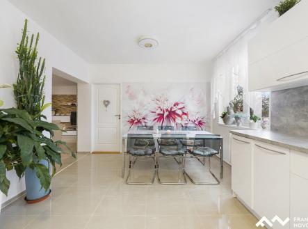 Prodej domu/vily, 248 m²