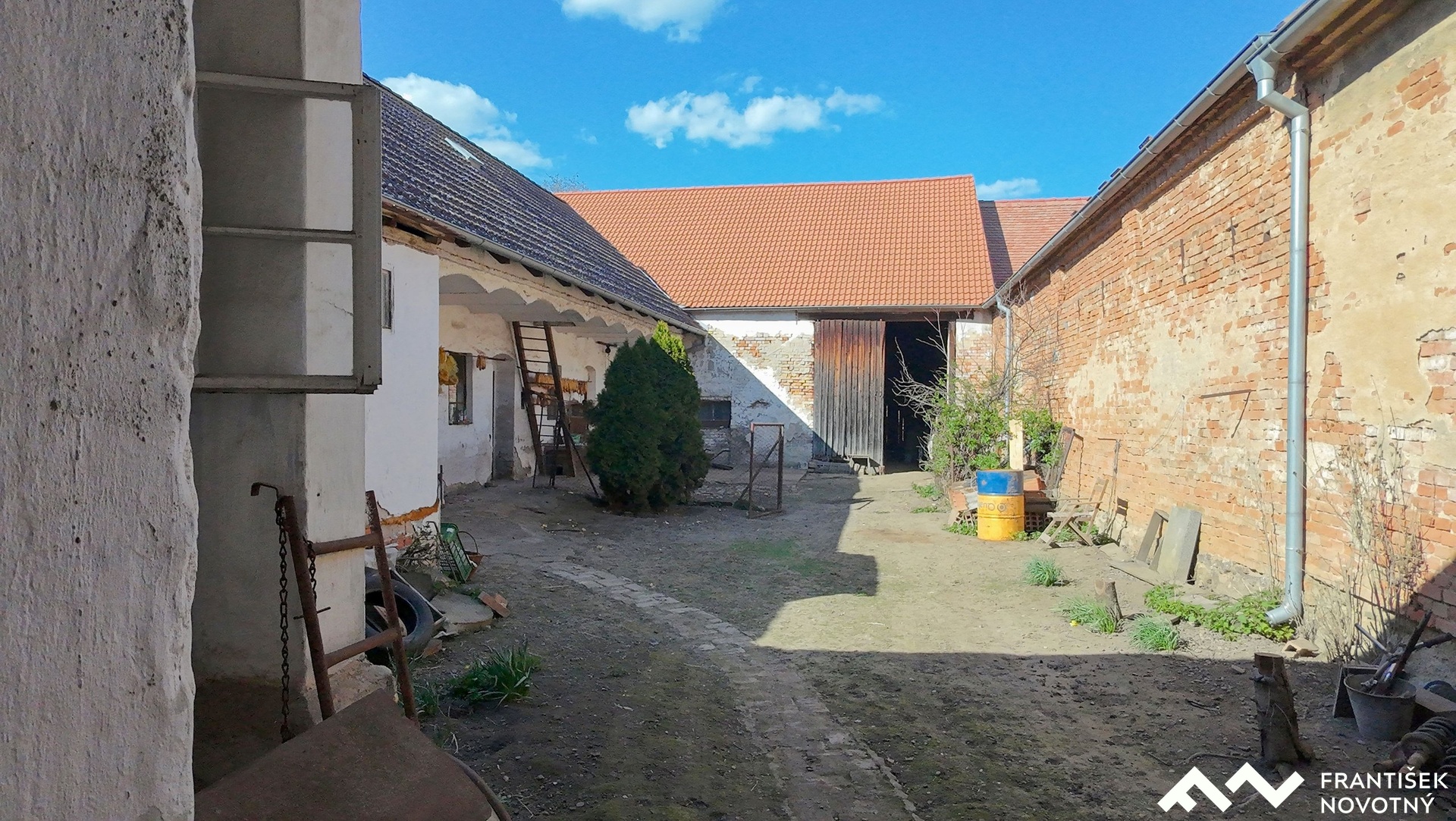 dji_fly_20260409_155932_0124_1775743845304_photo_beautify