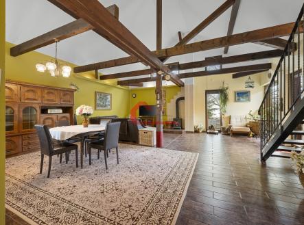 Prodej - dům/vila, 232 m²