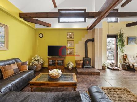 Prodej - dům/vila, 232 m²