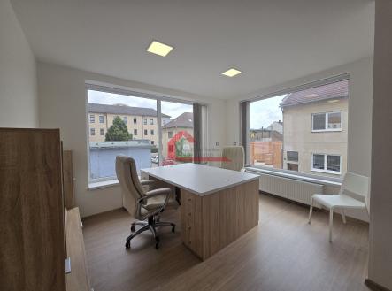 Pronájem - kanceláře, 15 m²