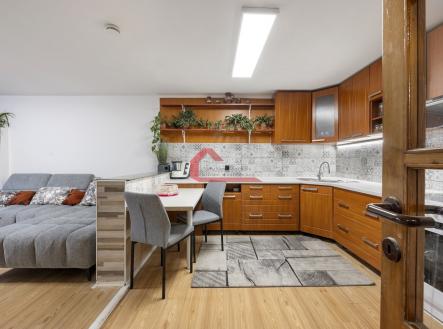 Prodej domu/vily, 77 m²