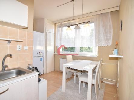 Pronájem bytu, 2+1, 55 m²