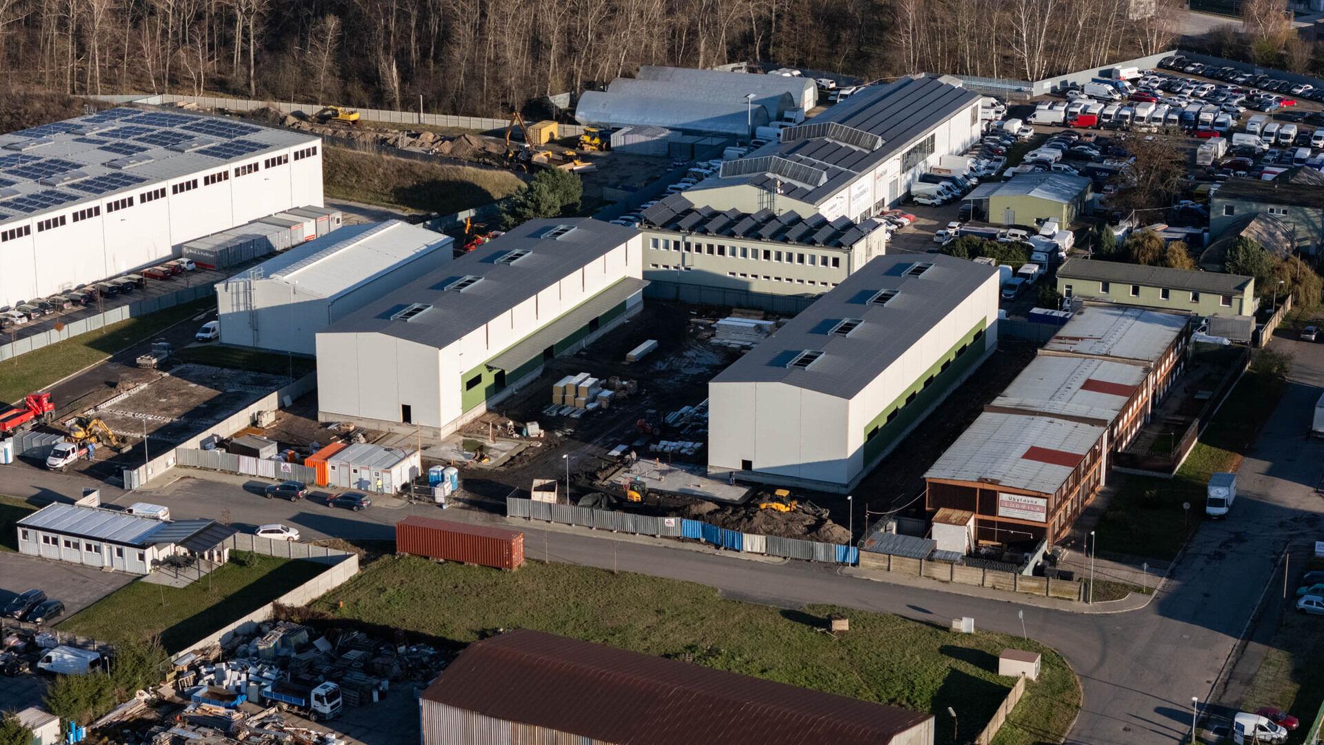 Pronájem skladového prostoru 1785 m2, K Raškovci, Kolín - Kolín V