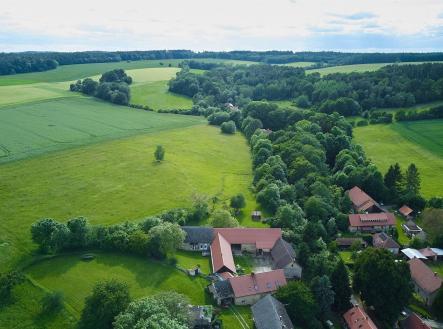 Prodej - zemědělský objekt, 33 224 m²