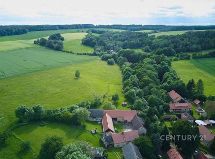 Prodej zemědělského objektu, 33 224 m²