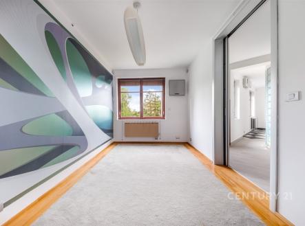 Pronájem bytu, 2+kk, 63 m²