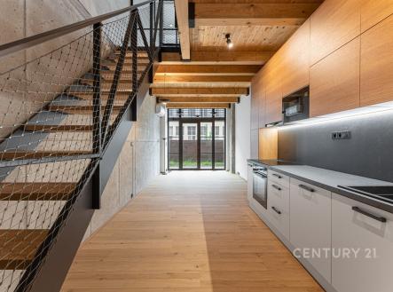 Pronájem bytu, 3+kk, 66 m²
