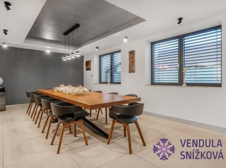 Prodej domu/vily, 331 m²