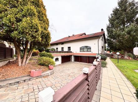 Prodej domu/vily, 962 m²