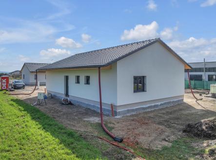Prodej domu/vily, 104,6 m²