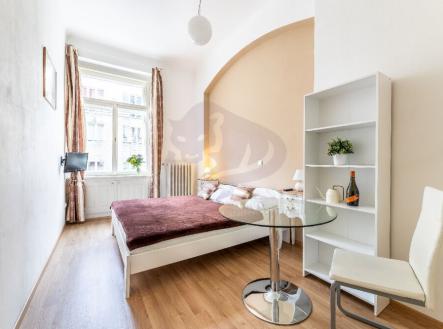 Pronájem bytu, 1+kk, 31 m²