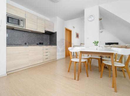 Pronájem bytu, 2+kk, 57 m²