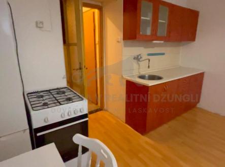 Pronájem bytu, 1+kk, 35 m²