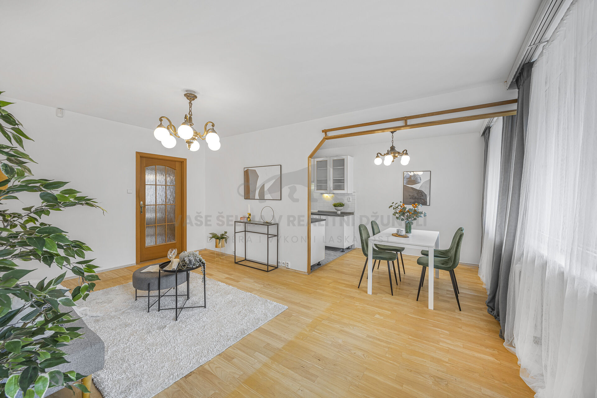 Tichý byt 3+kk u metra Flora s balkónem a 2 sklepy