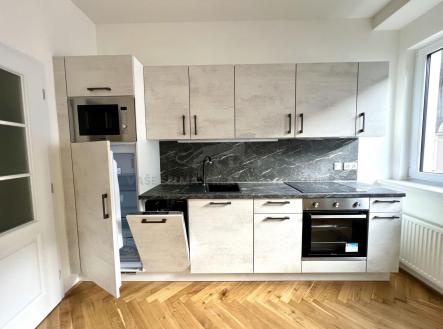 Pronájem bytu, 1+kk, 30 m²