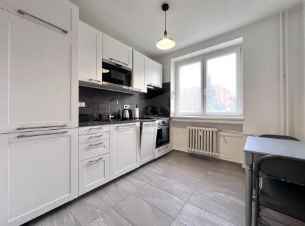 Pronájem bytu, 2+1, 56 m²