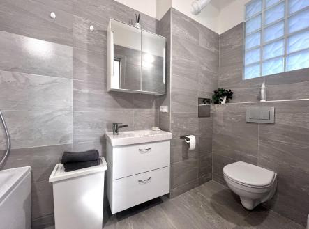 Pronájem bytu, 2+1, 56 m²