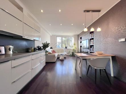 Pronájem bytu, 2+kk, 59 m²