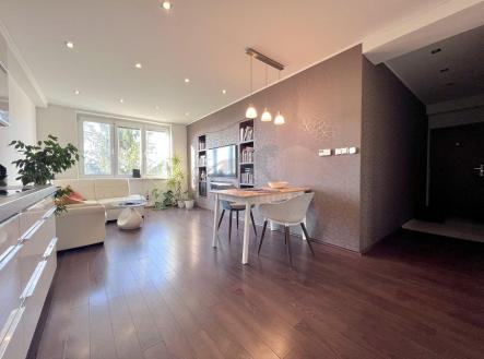 Pronájem bytu, 2+kk, 59 m²