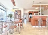 Prodej bytu, 4+kk, 136 m²