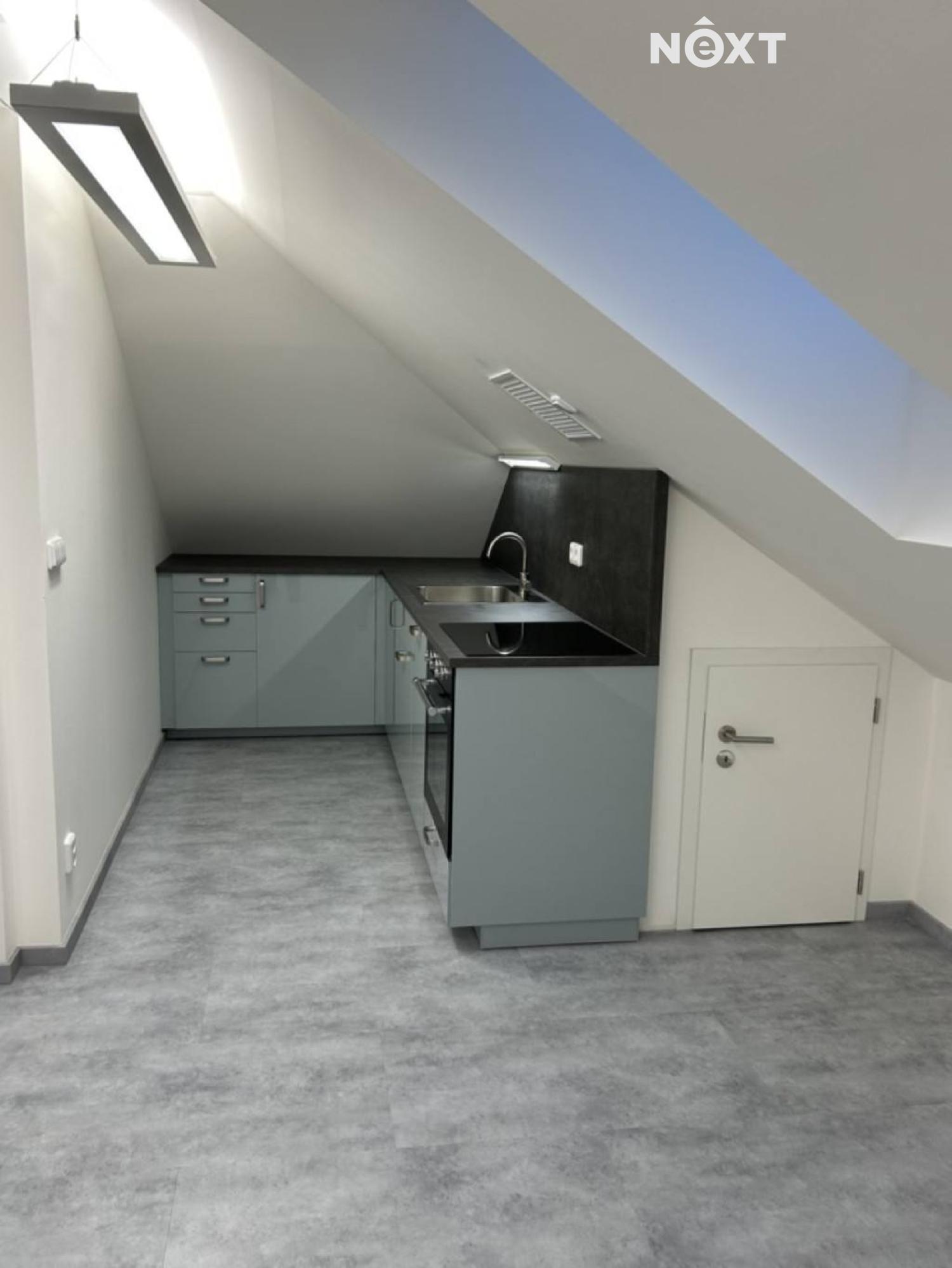 Pronájem byt 1+1, 65㎡