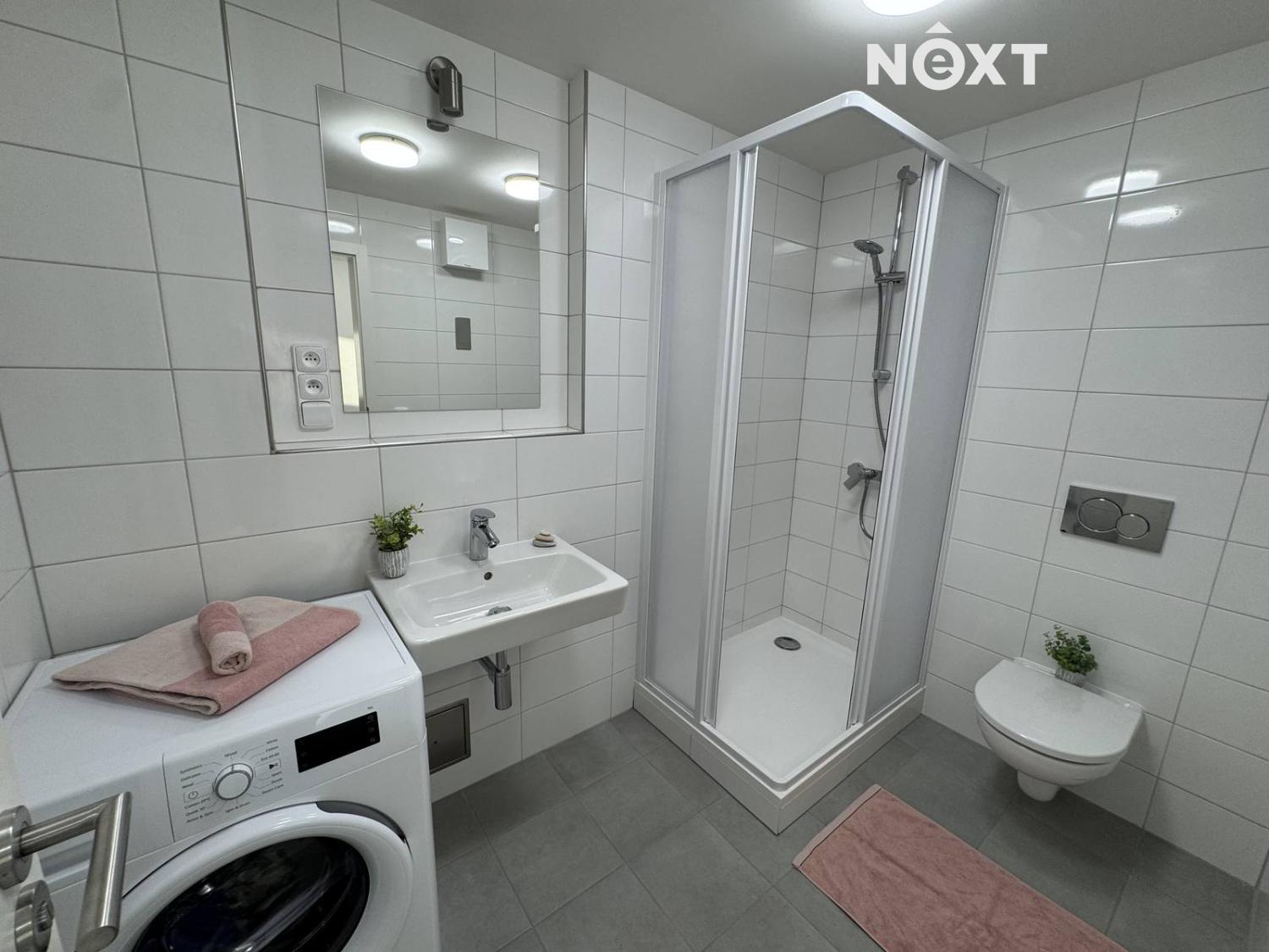 Pronájem byt 1+1, 65㎡