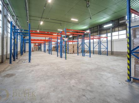 Pronájem komerčního objektu, sklad, 1 398 m²