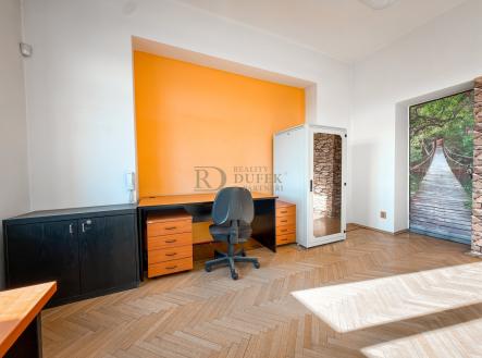 Pronájem kanceláře, 34 m²