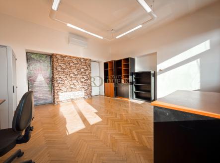 Pronájem kanceláře, 34 m²