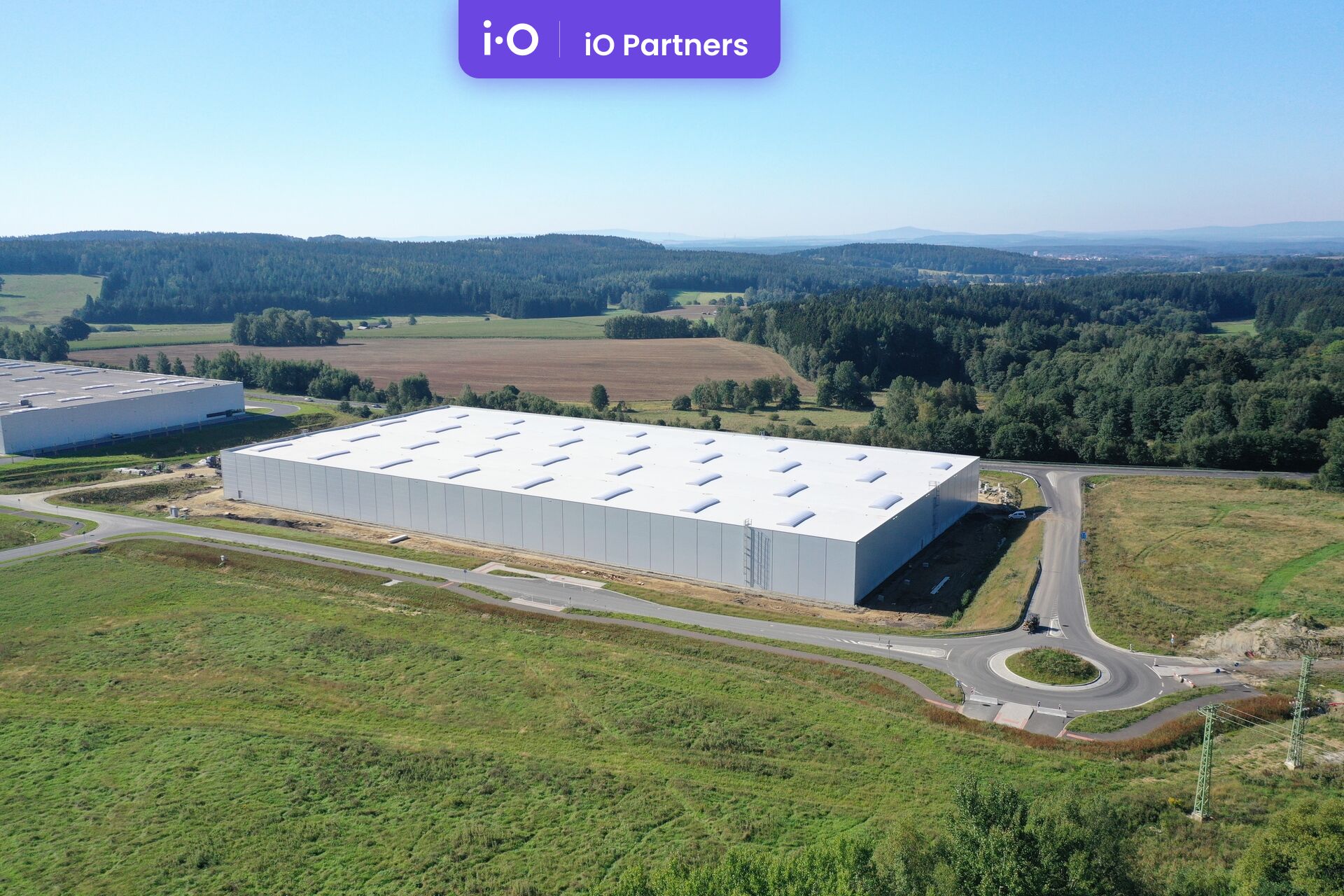 Pronájem - výrobně/ skladovací prostor, 3500 m² - 18682 m²