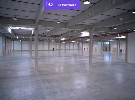 Pronájem - skladovací prostor, 13 850 m²