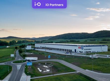 Pronájem - skladovací prostor, 5 000 m²