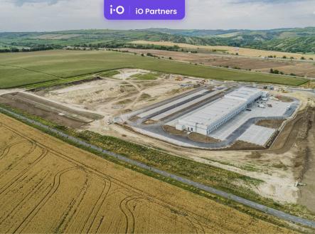 Pronájem - skladovací prostor, 23 000 m²