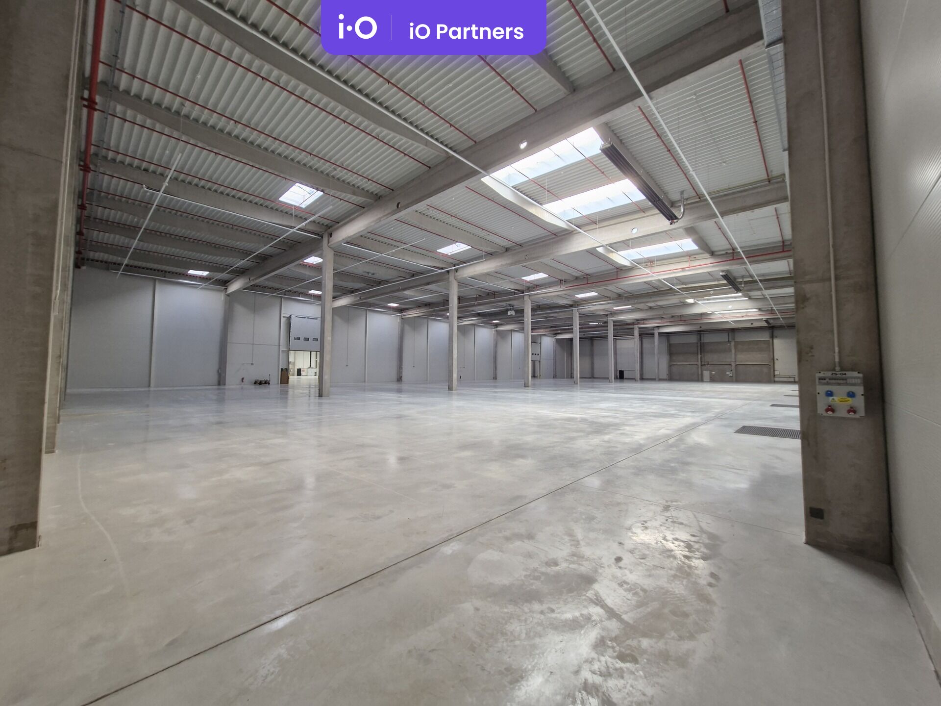 Pronájem - výrobně/ skladovací prostor, 5000 m² - 21131 m²