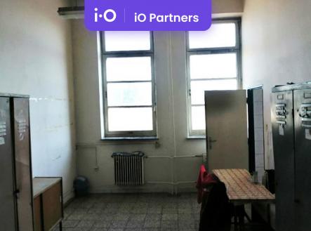 Pronájem skladovací prostor, 500 m²