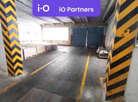 Pronájem skladovací prostor, 986 m²