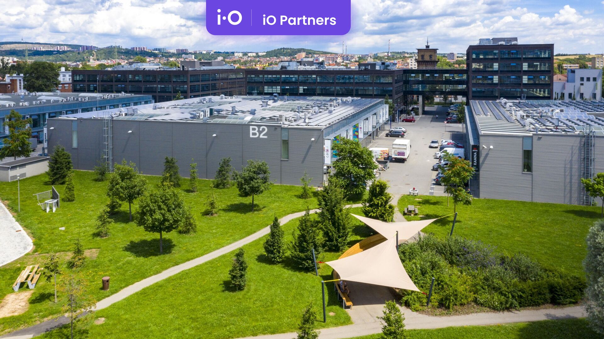 Pronájem - výrobně/ skladovací prostor, 375 m²