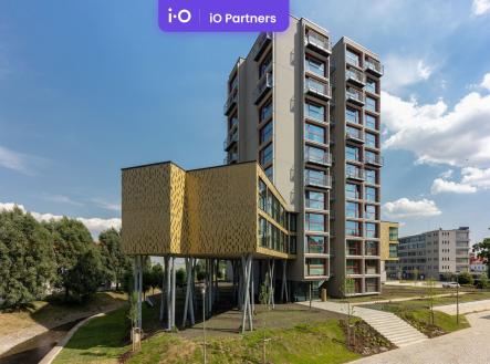 Pronájem skladovací prostor, 375 m²