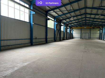 Pronájem skladovací prostor, 1 200 m²